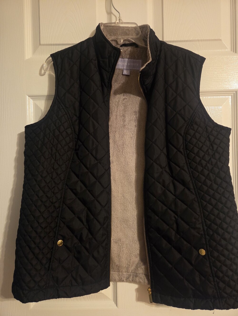 Laura Scott Black Quilted Sleeveless Vest with Beige Fleece Lining Womens XL EUC